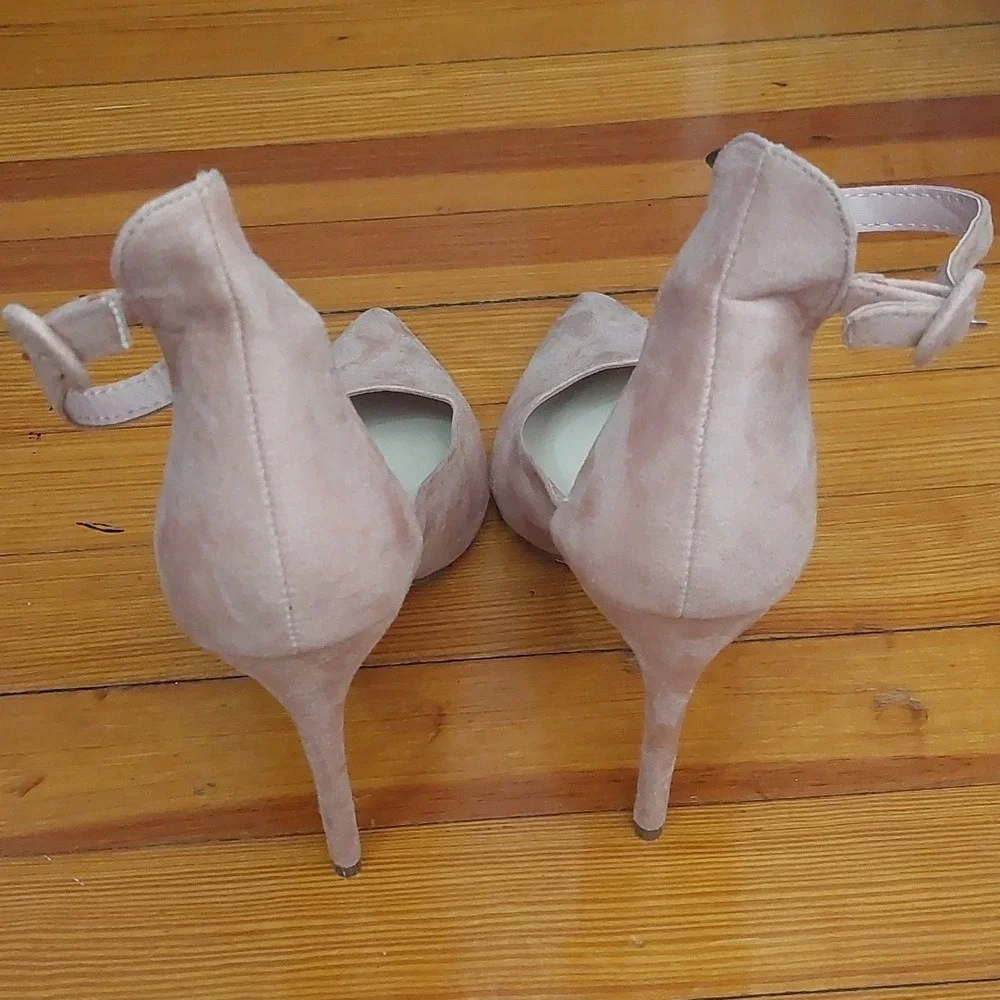 Never worn Forever 21 heels‎ size 10 blush